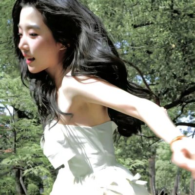 不装了,我比英雄还强